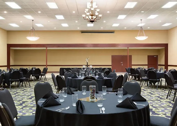 Baymont By Wyndham Mandan Bismarck Area Hotel