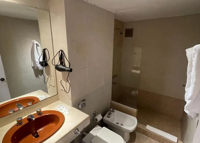 Julio Cesar Hotel Posadas