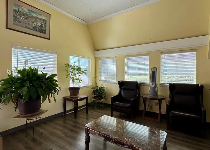 Economy Inn Fresno Yosemite "'Newly Remodeled"'