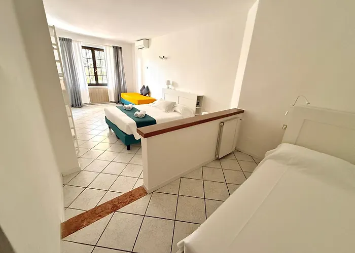 Albergo Vittoria Toscolano-Maderno