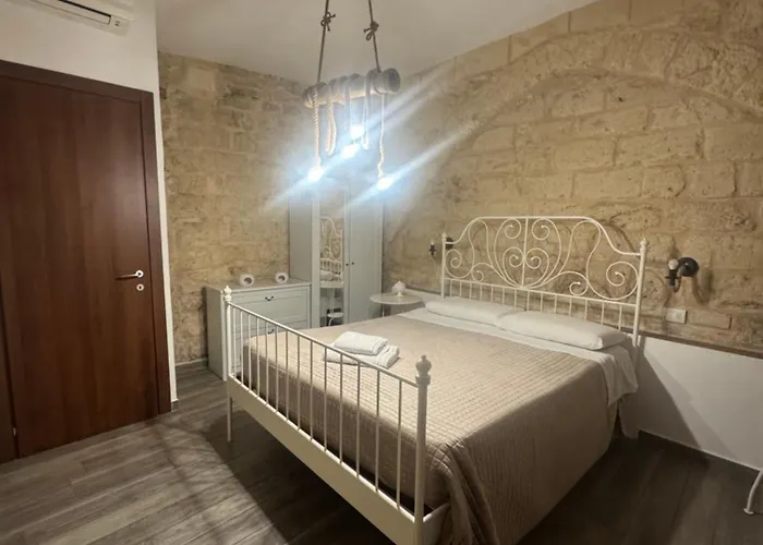 B&B 62 Marinai
