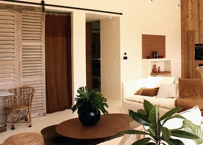 Le 19-21 - Un amour d'hotel