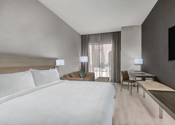 Ac Hotel By Marriott Charlotte City Center