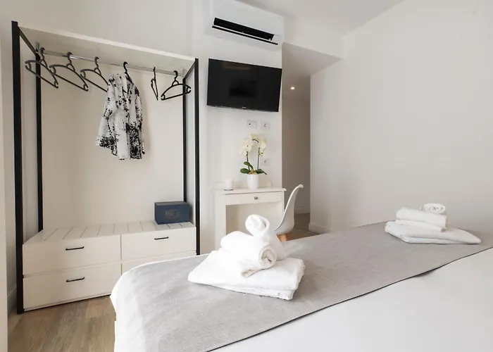 Hotel Continental Pietra Ligure