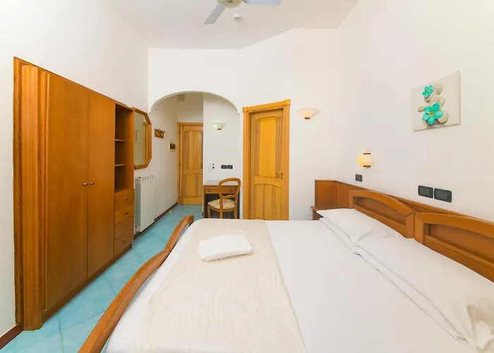Hotel Pineta Ísquia