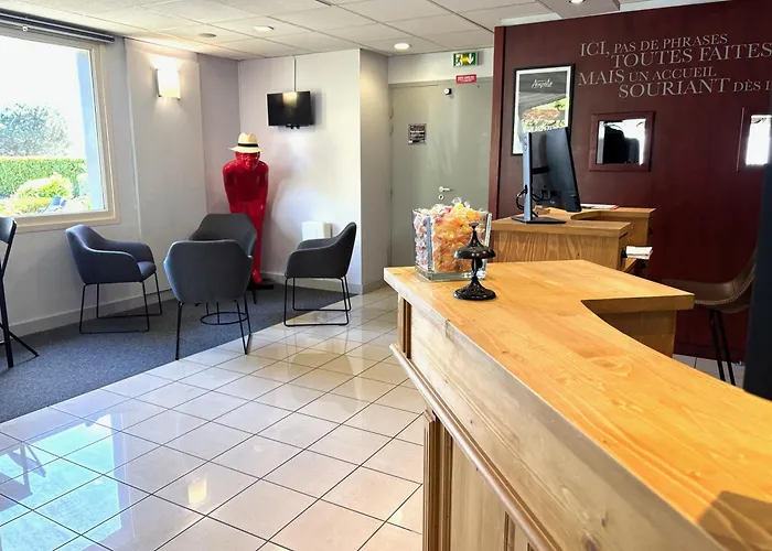 Kyriad Bordeaux Lormont