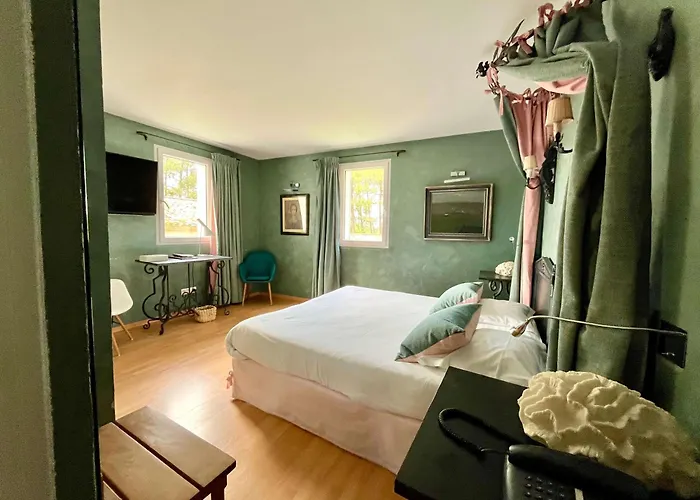 Hôtel des Pins Bédoin