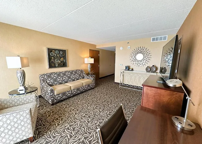 Bay City Hotels
