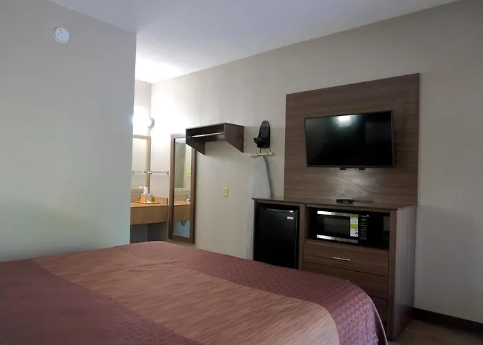 Fairview Inn & Suites Mobile