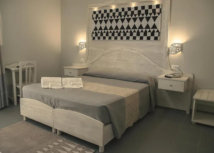 Hotel Cala Dei Pini