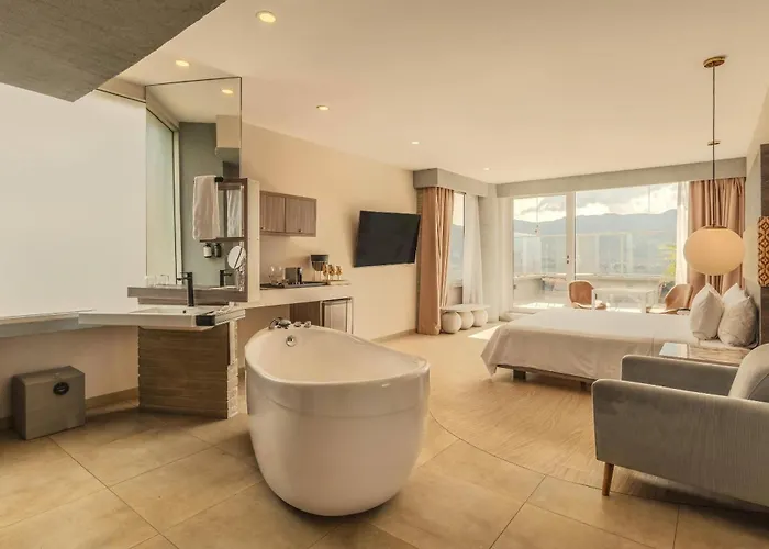 V Grand Hotel, A Member Of Radisson Individuals Medellin