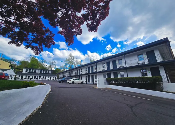Penn Lodge Hotel & Suites Philadelphia - Bensalem