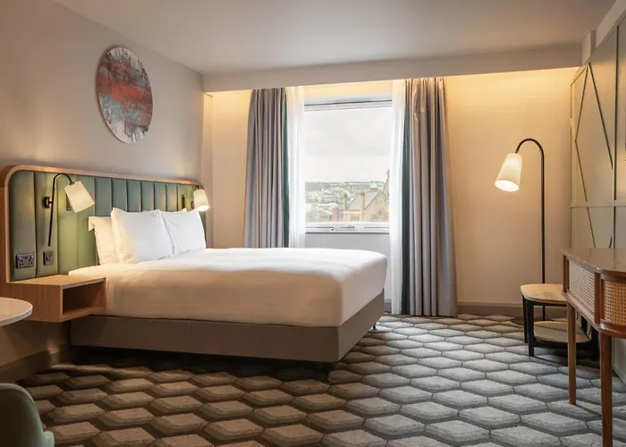 City Hotel