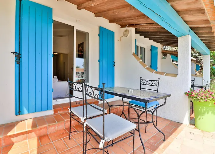 L'auberge Camarguaise Les Les Saintes-Maries-de-la-Mer