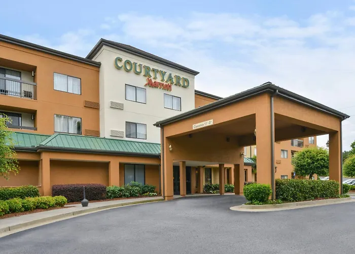 Courtyard Atlanta Suwanee Hotel