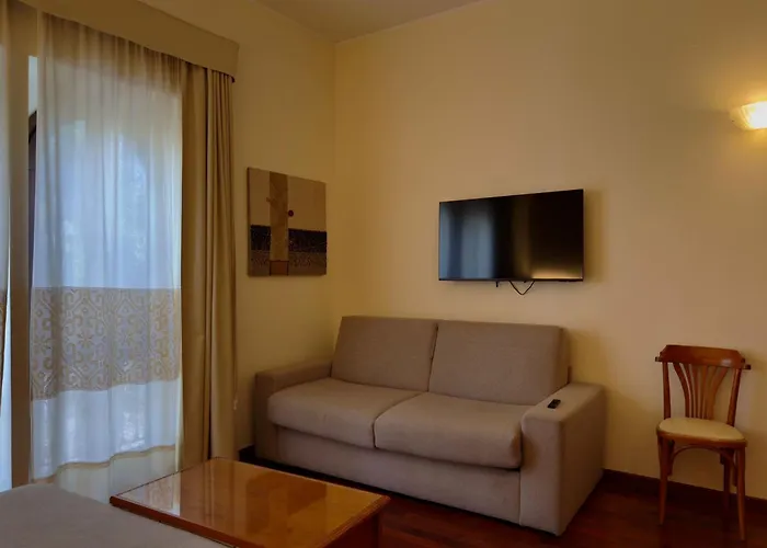 Hotel Del Corso SantʼAntìoco
