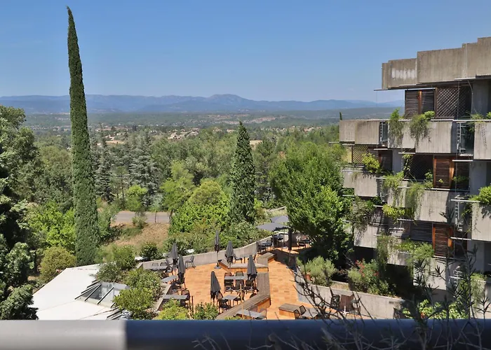 SOWELL HOTELS Ardèche Grospierres