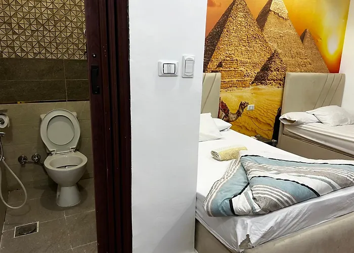 Bed and Breakfast Jana Pyramids View In 3 Kafret el-Gabal