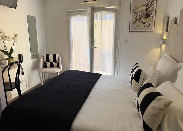 Hotel Provencal Saint-Raphaël