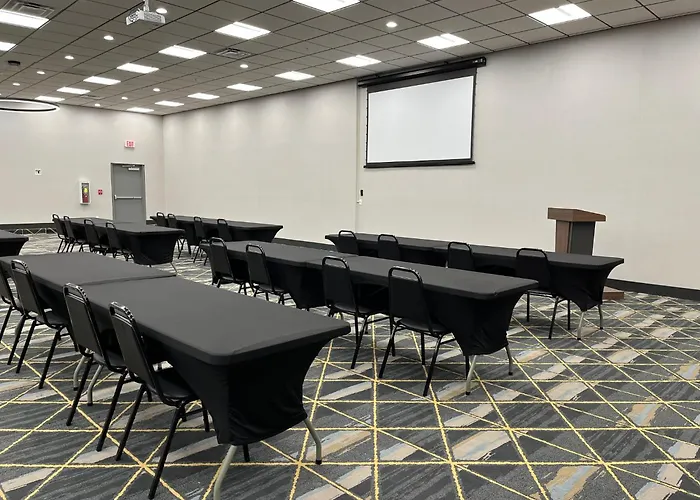 Holiday Inn Express Big Rapids By Ihg