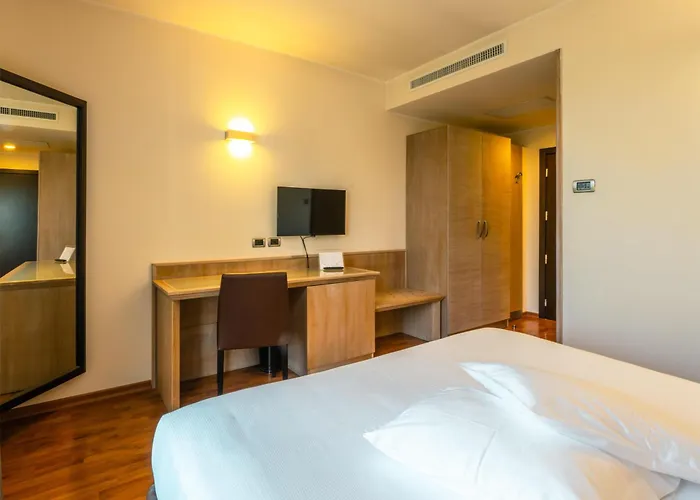 San Giorgio, Sure Hotel Collection By Best Western Forlì