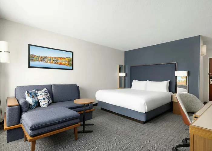 Courtyard By Marriott Concord