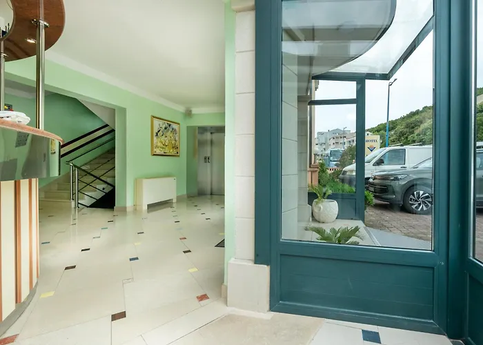 Hotel Adria Neum