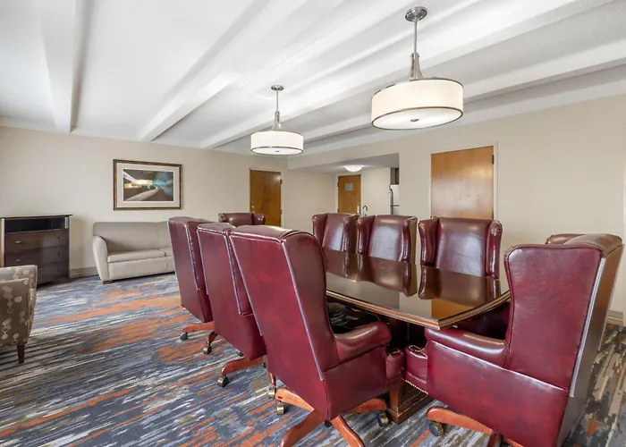 Best Western Plus Madison-Huntsville Hotel