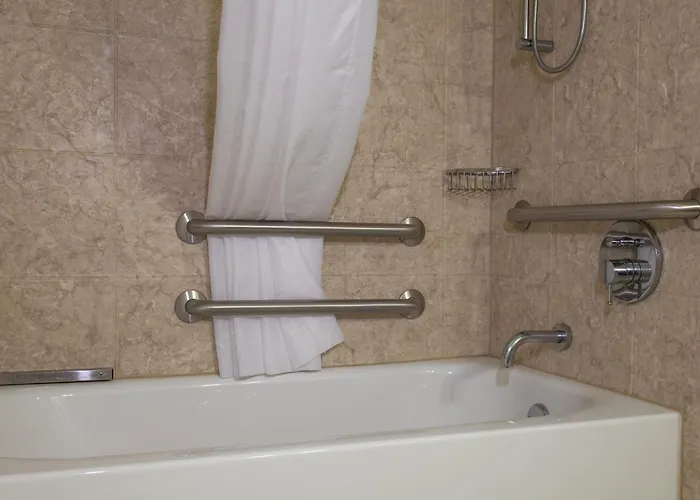 Country Inn & Suites By Radisson, Platteville, Wi