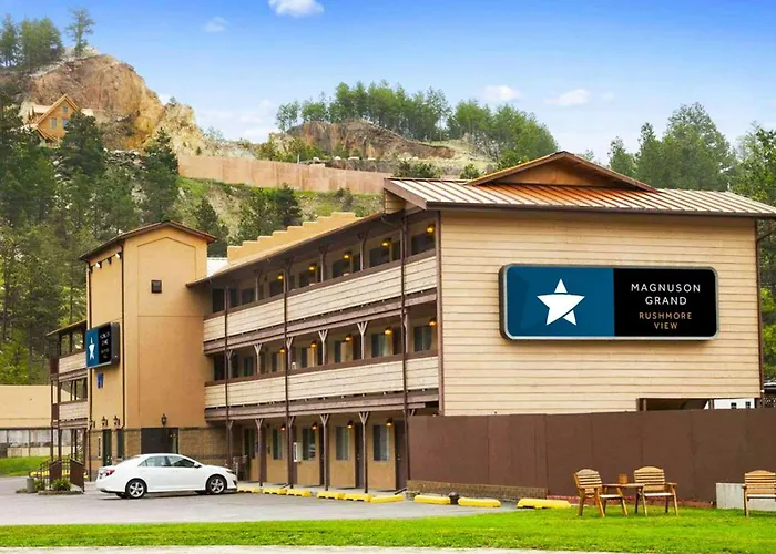 Magnuson Grand Rushmore View Keystone