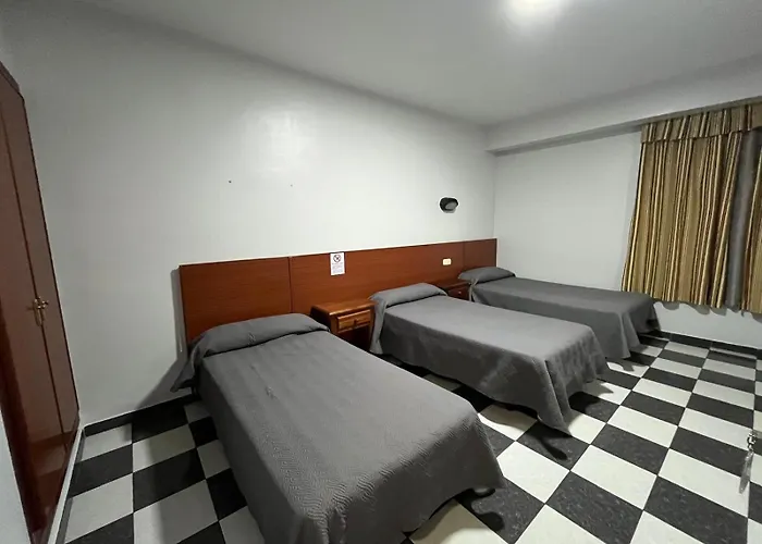 Hostal Blumen Algeciras