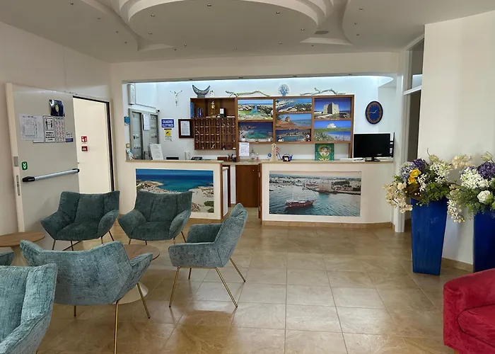 Hotel Corallo Torre Santa Sabina