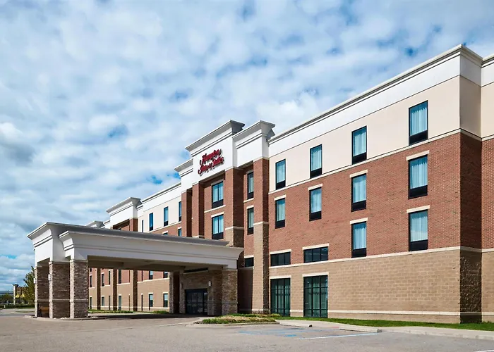 Hampton Inn & Suites Detroit/Troy