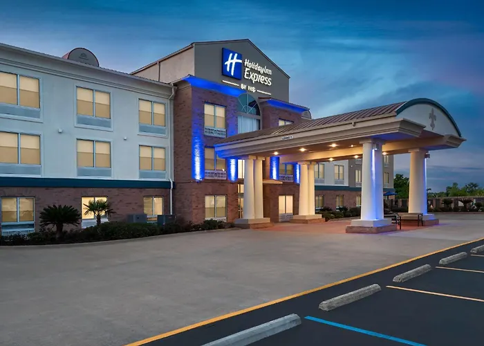Holiday Inn Express & Suites Alexandria, An Ihg Hotel