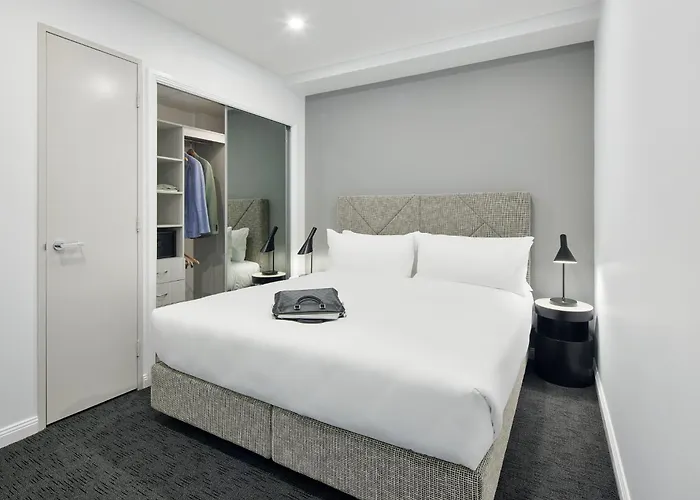 Meriton Suites Mascot Central Sidney