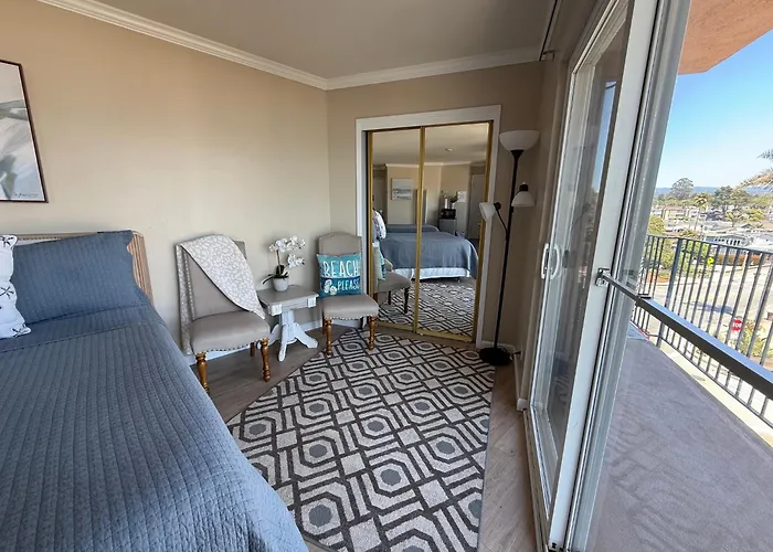 Capitola Beach Suites
