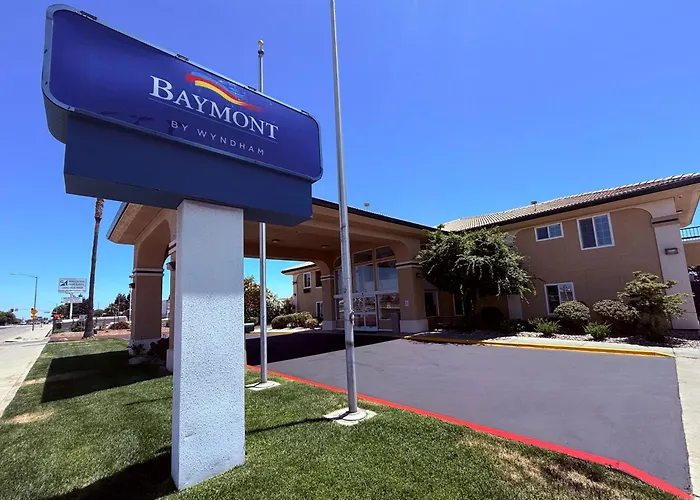 Baymont By Wyndham Manteca Hotel
