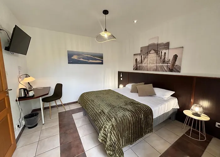 Logis Hôtel L'Oliveraie Cognac