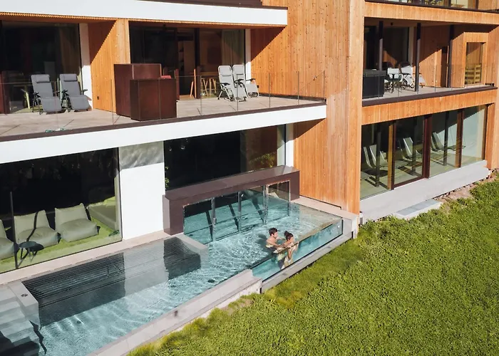 Latemar - Hotel Suites Spa Soraga