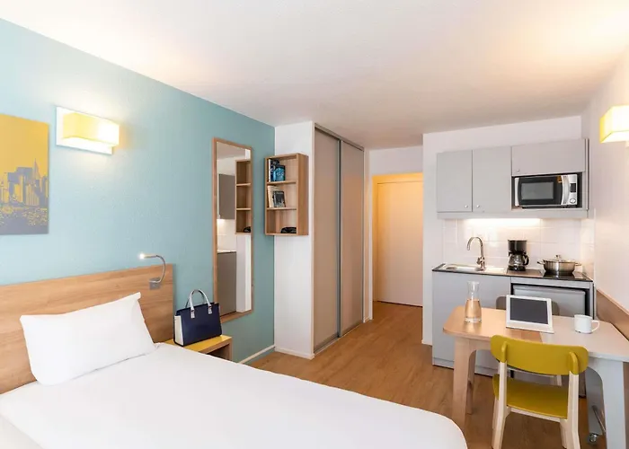 Aparthotel Adagio Access La Défense - Place Charras