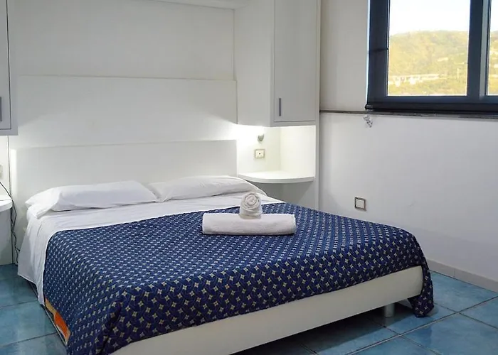 CapoNettuno Hotel Frontemare Capo dʼOrlando