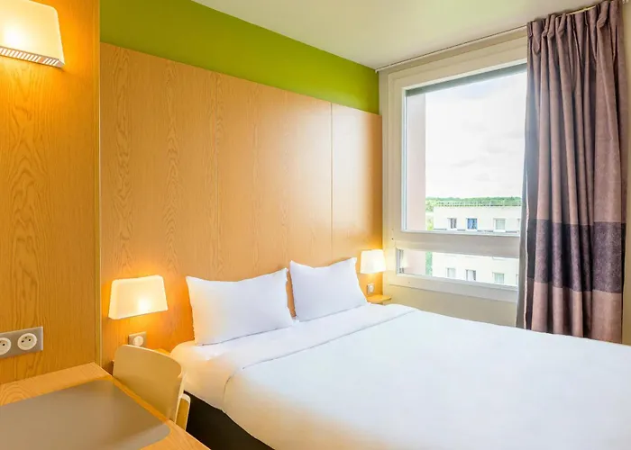 B&B HOTEL Marne-la-Vallée Torcy 3 étoiles