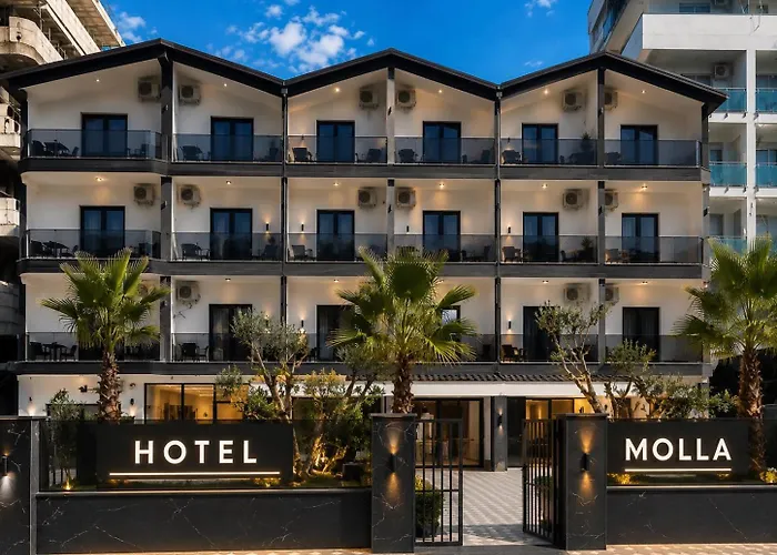 Molla Hotel Restorant