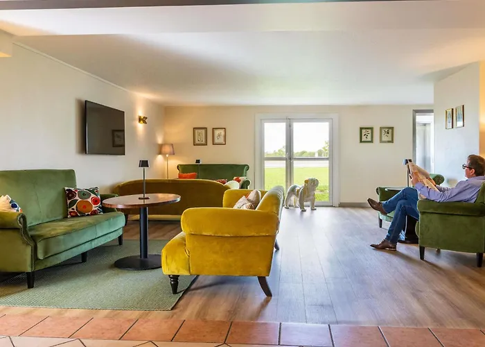 Logis L'Orée de Chartres - Barjouville