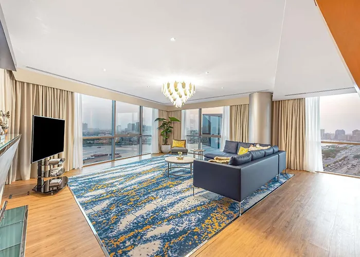 Mövenpick Dubai Creek Hotel