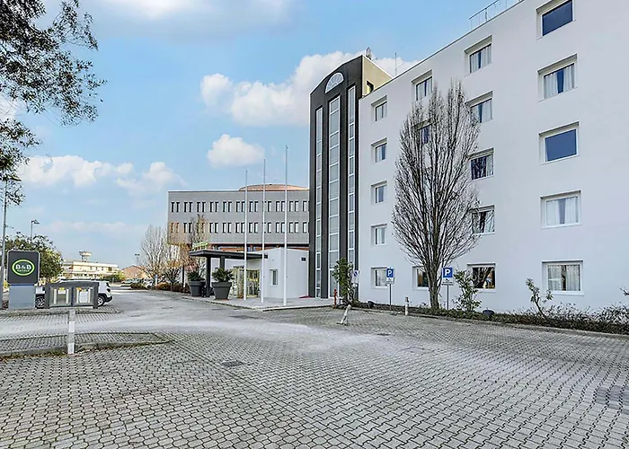 B&B Hotel Quarto dʼAltino