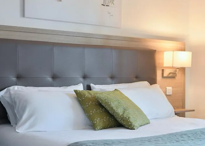 Hotel Les Comtes De Pardiac - Logis Marciac