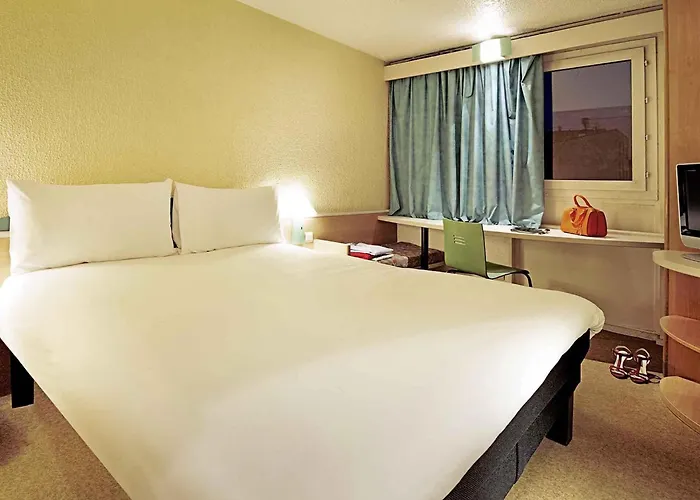 Hotel Ibis Istres Trigance