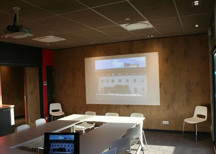 Hotel ibis Montceau les Mines