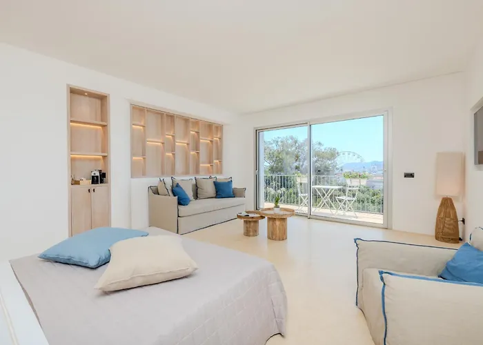 Antares Rooms And Suites Olbia